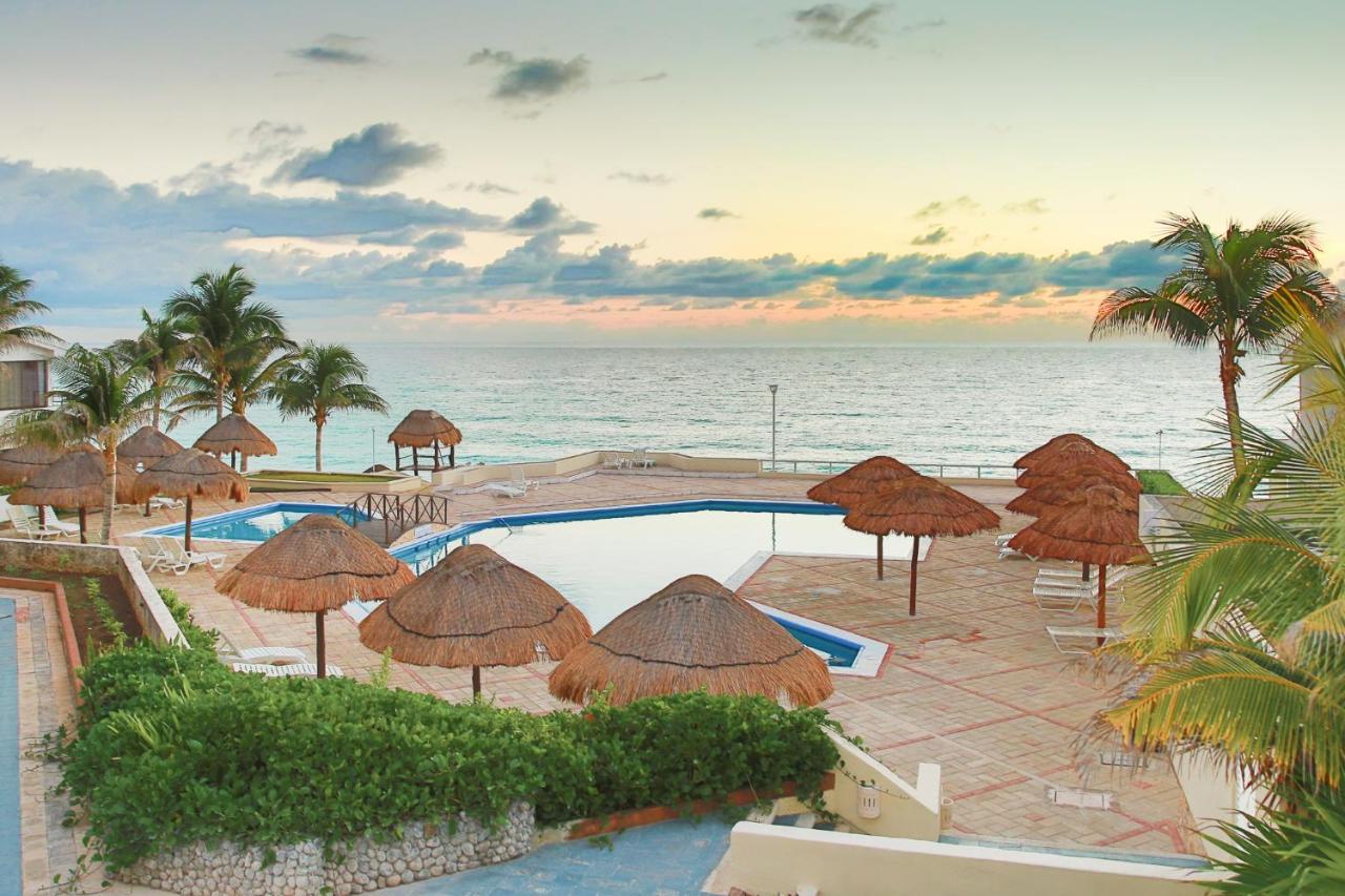Brisas & Ocean Front Vacation Zona Hotelera Apartment