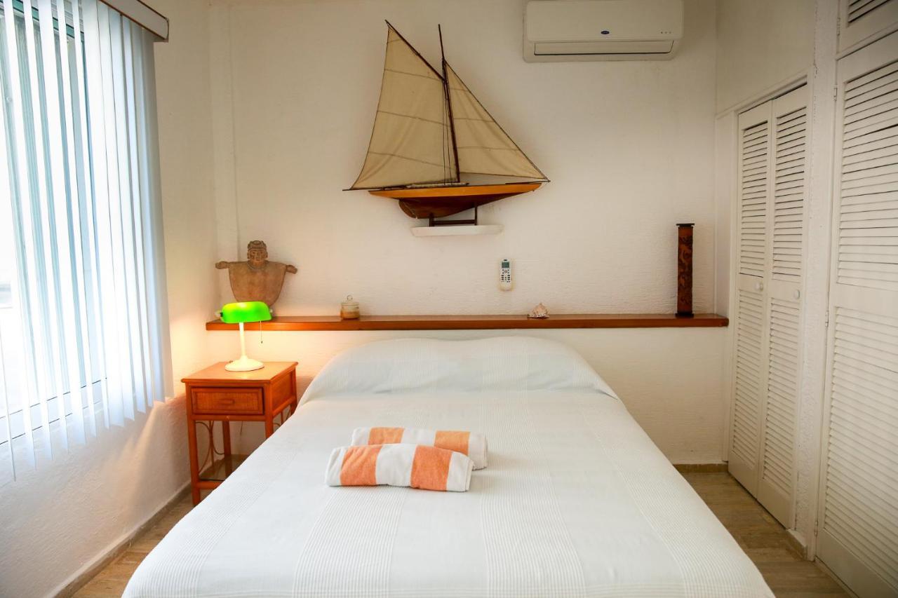 Brisas & Ocean Front Vacation Zona Hotelera *